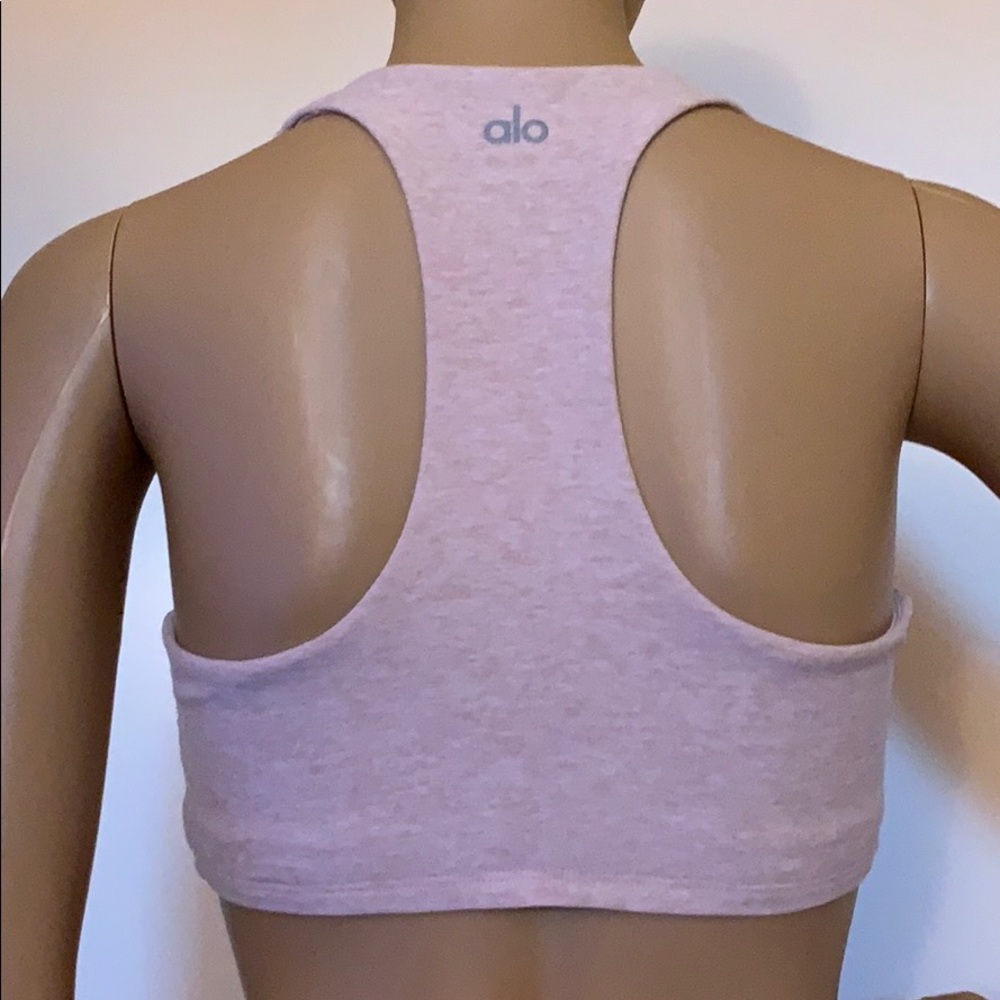 🧘‍♀️ ALO Soft base bra. Size Medium.